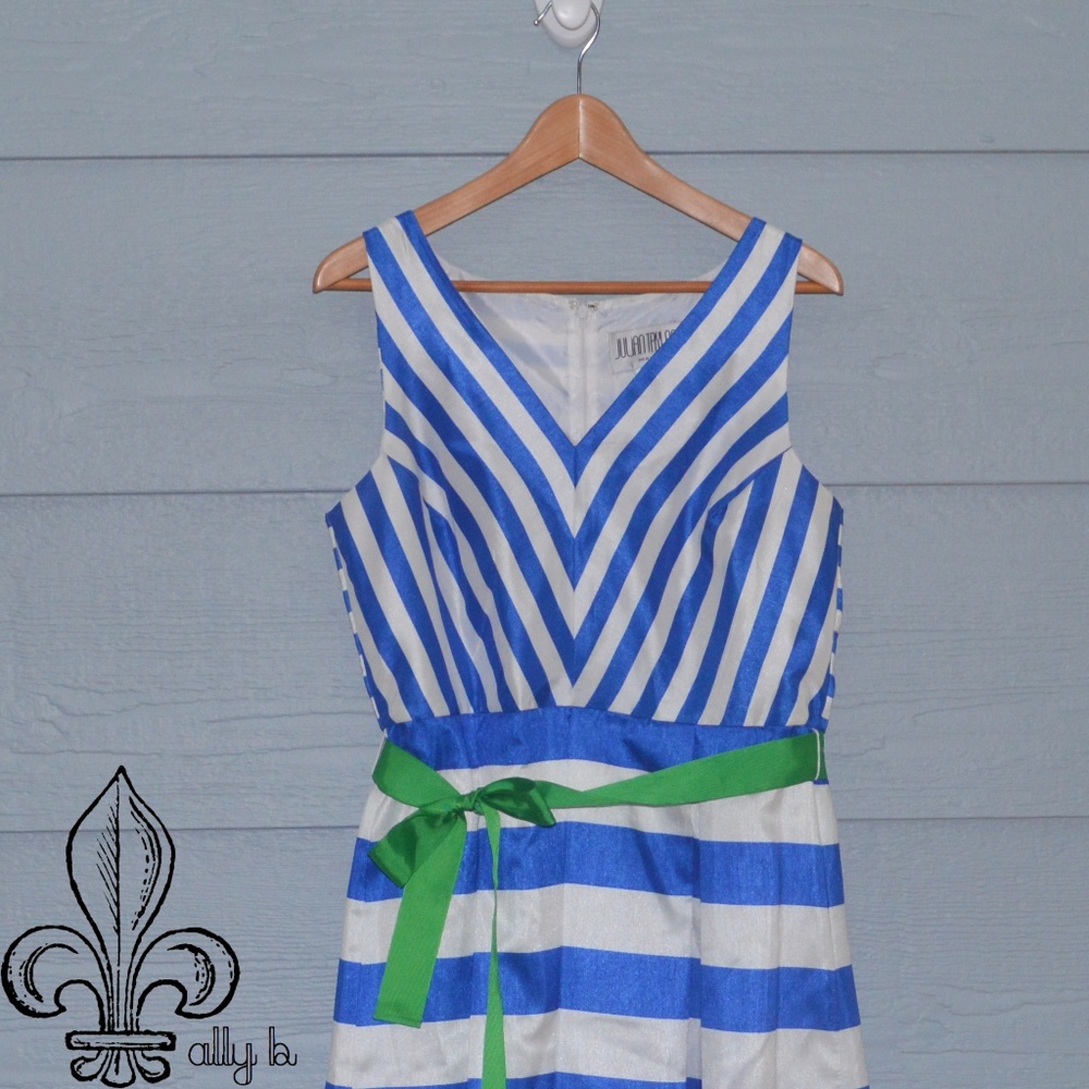 💫NWOT Julian Taylor Blue & White striped dress💫 - Picture 2 of 7